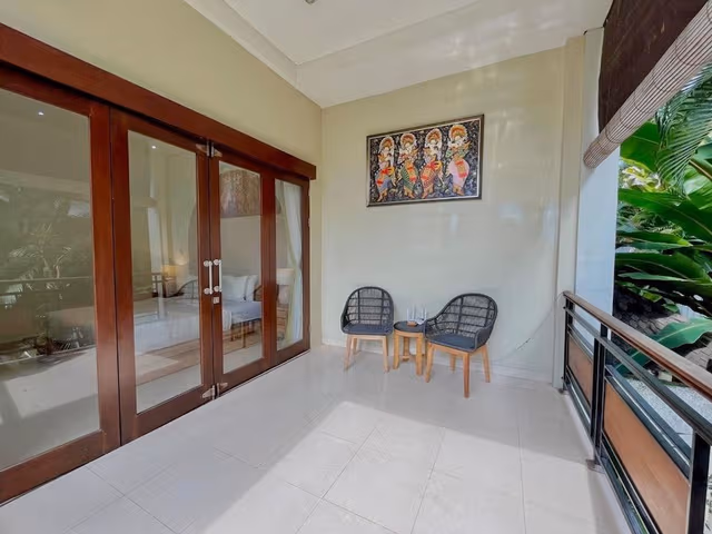 Deluxe Suite, Balcony
