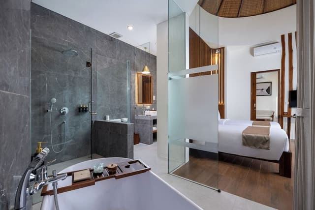 Villa, 2 Bedrooms, Pool View