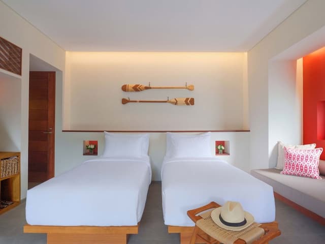 Twin Room, Poolside (Tropical)