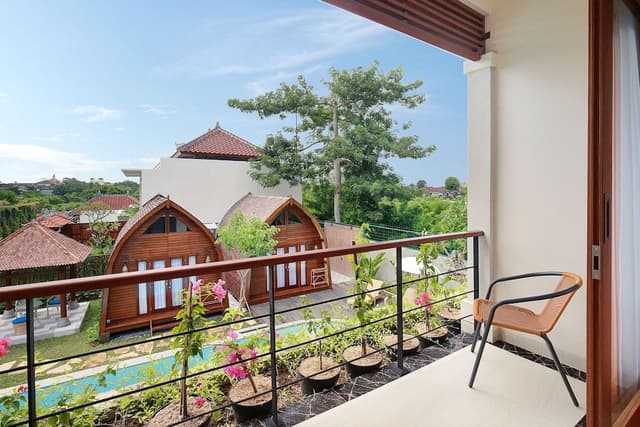 Suite, Balcony
