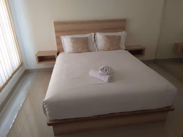 Basic Single Room, 1 Bedroom (With Balcony)