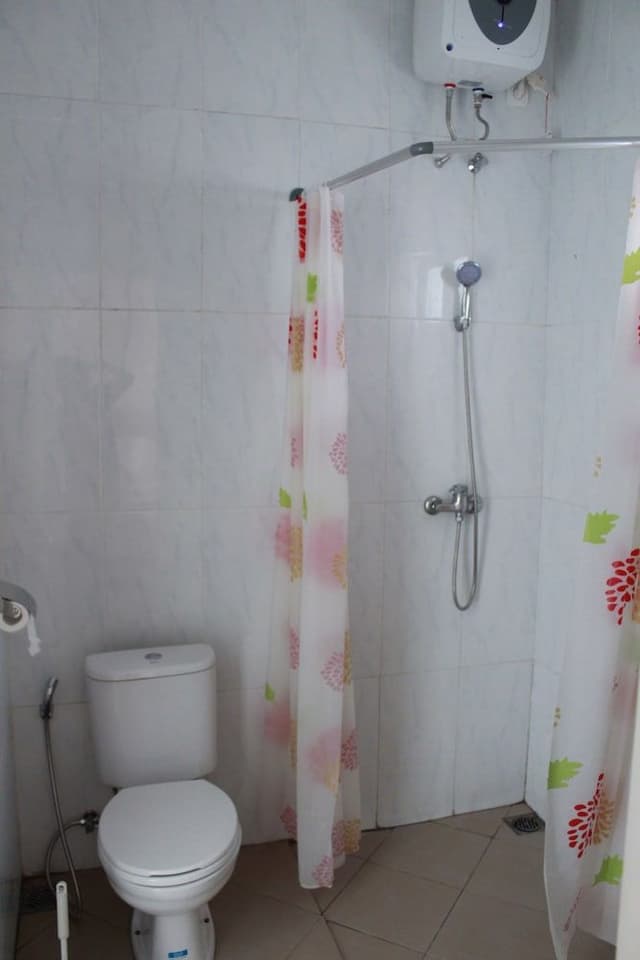 Basic Single Room, 1 Bedroom (With Balcony)