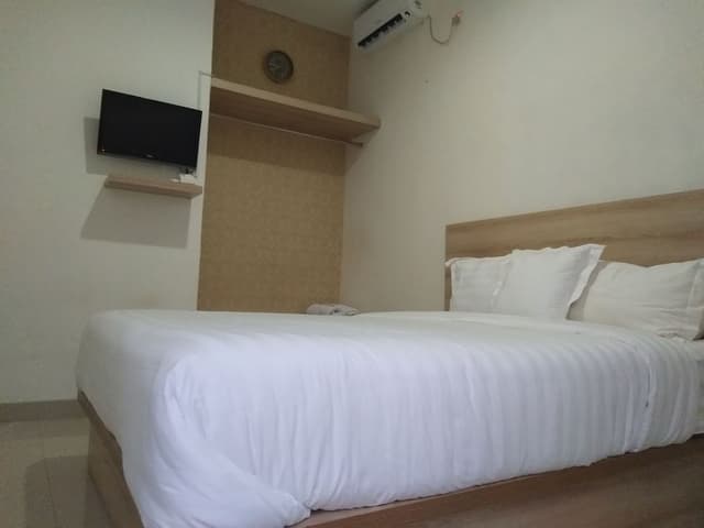 Basic Single Room, 1 Bedroom (With Balcony)