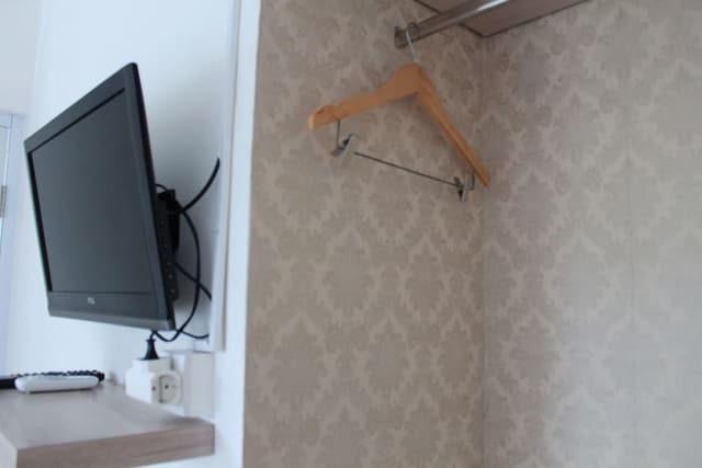 Basic Single Room, 1 Bedroom (With Balcony)