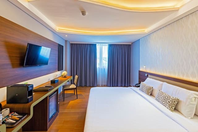 Infinity Deluxe Room