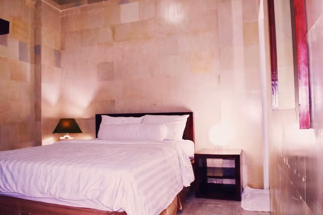Standard Studio (Sakura)