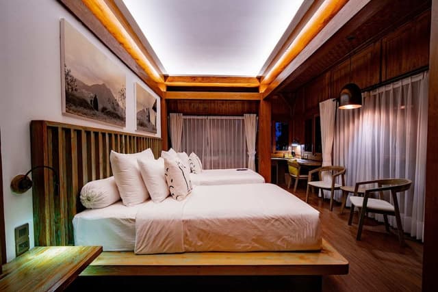 Deluxe Double or Twin Room