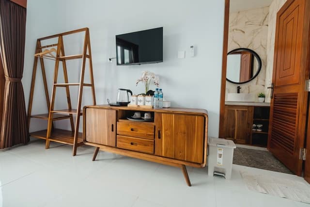 Signature Room