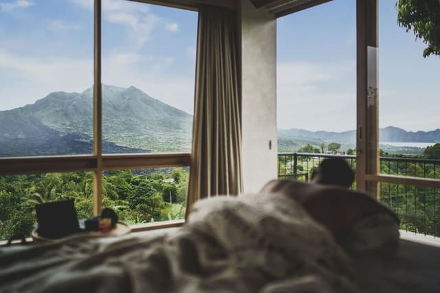 Suite, Mountain View