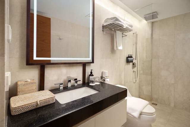 Suite, 2 Bedrooms, Garden Area