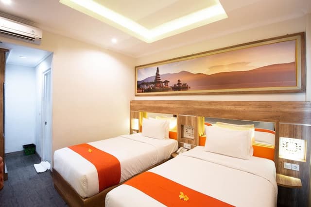 Deluxe Room, Pool View