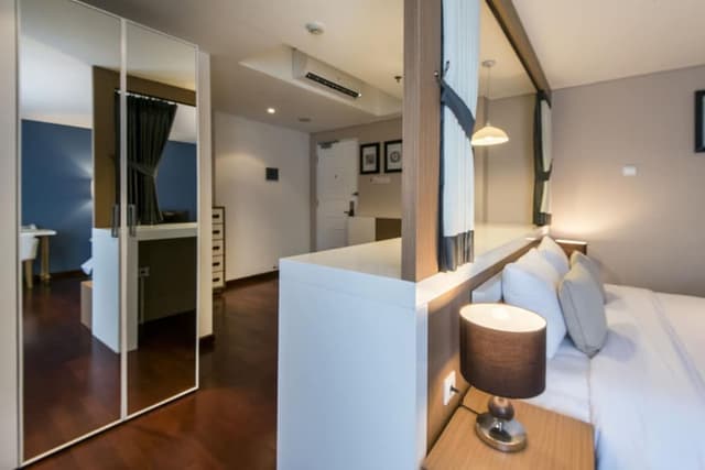 Premier Room