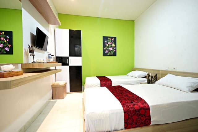 Deluxe Twin Room