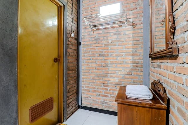Male Dorm Shared Bathroom