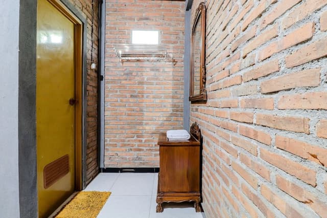 Male Dorm Shared Bathroom