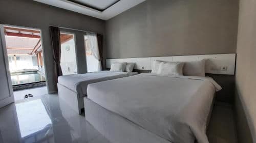 Standard Family Room