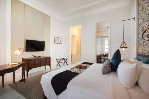 Deluxe Double or Twin Room