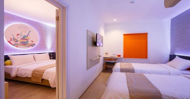 Deluxe Twin Room