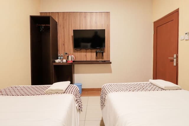 Superior AC Twin Room