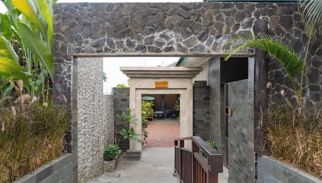 Abimanyu Villa 5 BedRooms With Private Warm Whirpool