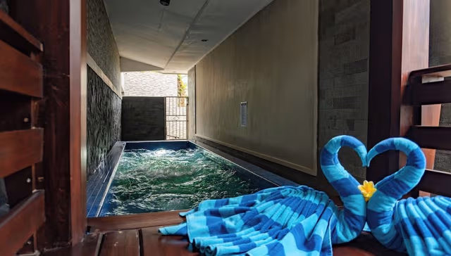Abimanyu Villa 5 BedRooms With Private Warm Whirpool