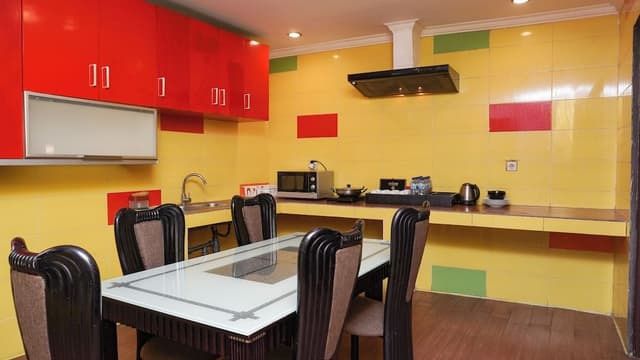 Abimanyu Villa 5 BedRooms With Private Warm Whirpool