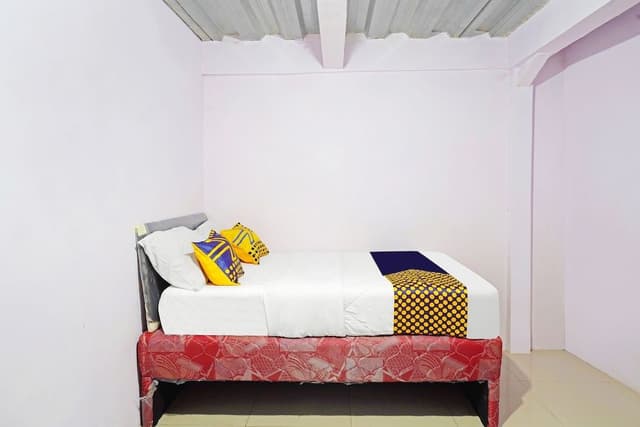 Basic Single Room