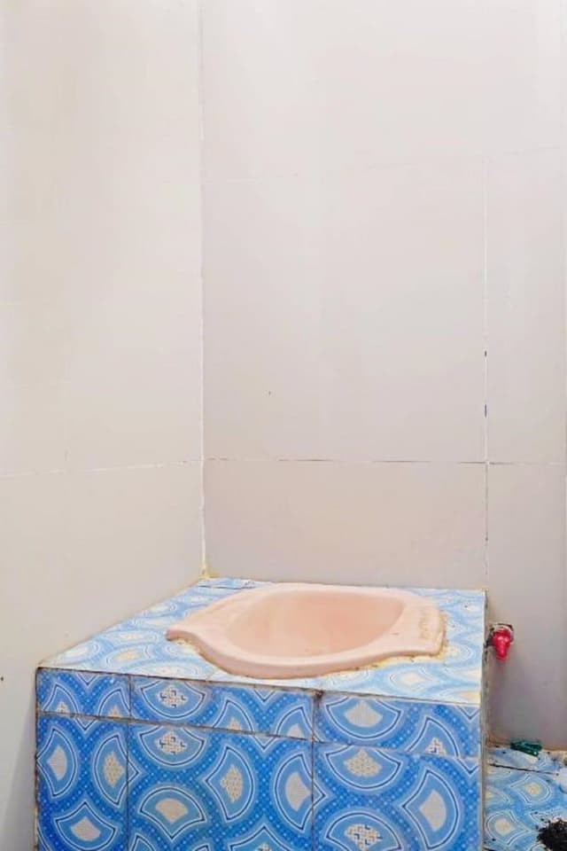 Basic Single Room