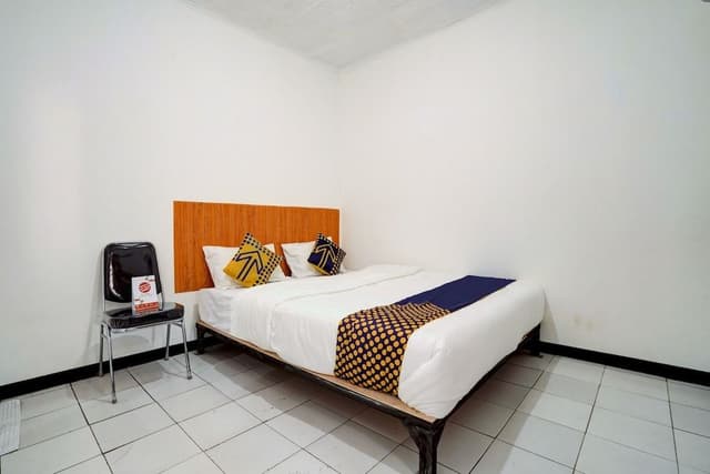 Basic Double Room