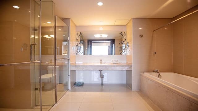 Suite, 1 Bedroom, Kitchen