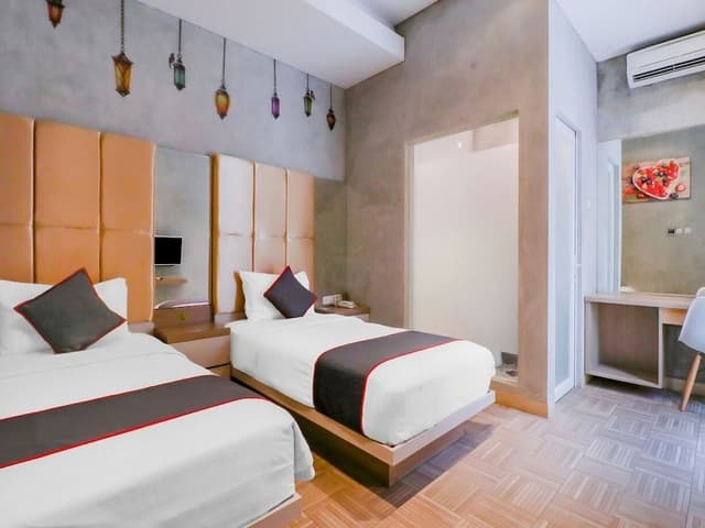 Deluxe Twin Room