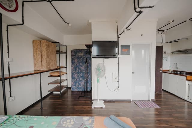 Deluxe Studio