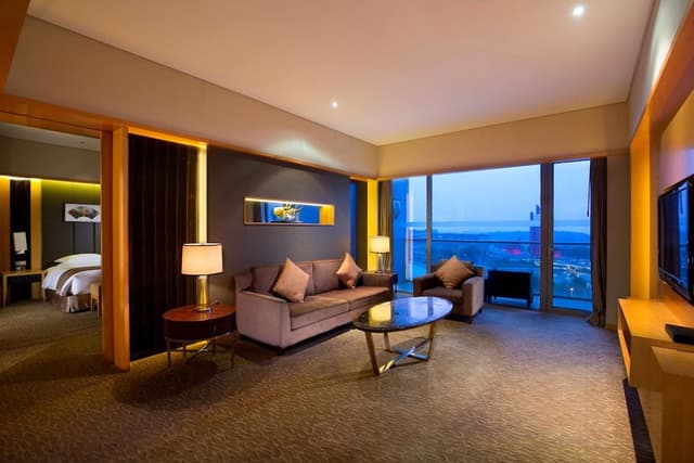 Yangtze river suite