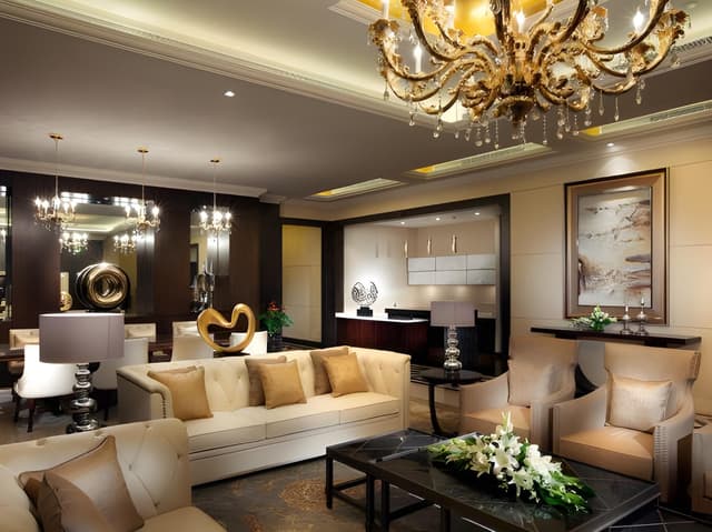 Deluxe Suite