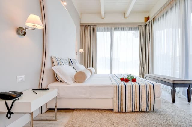 Panoramic Suite, Jetted Tub (Jacuzzi)
