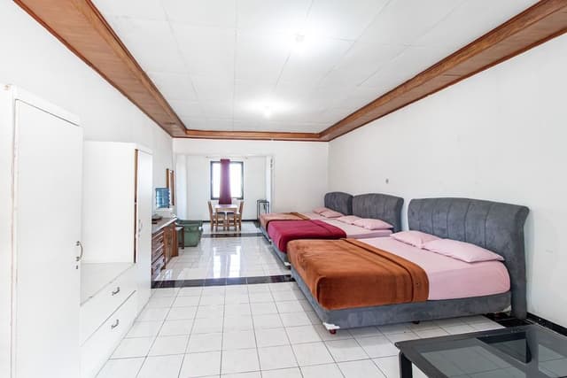 Premier Room