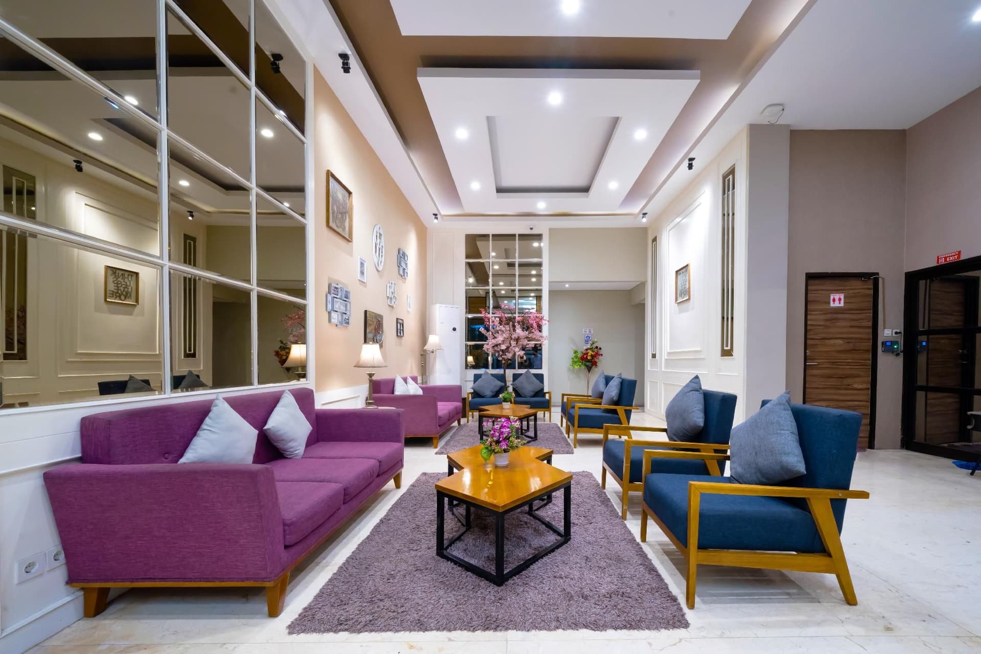 โรงแรมทรีอิซ เซมารัง