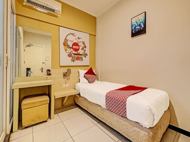 Deluxe Single Room