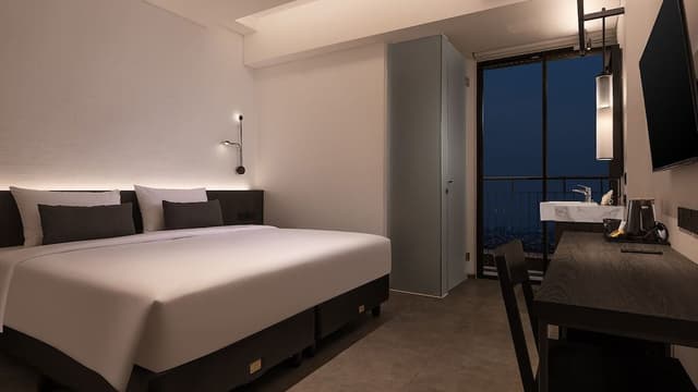Superior Double or Twin Room, Smoking