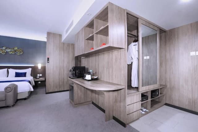 Executive Suite