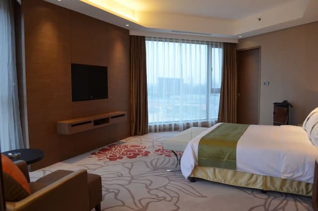 Suite, 1 Bedroom (High Floor)