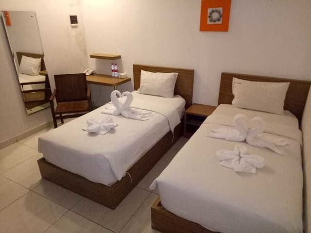 Standard Twin Room