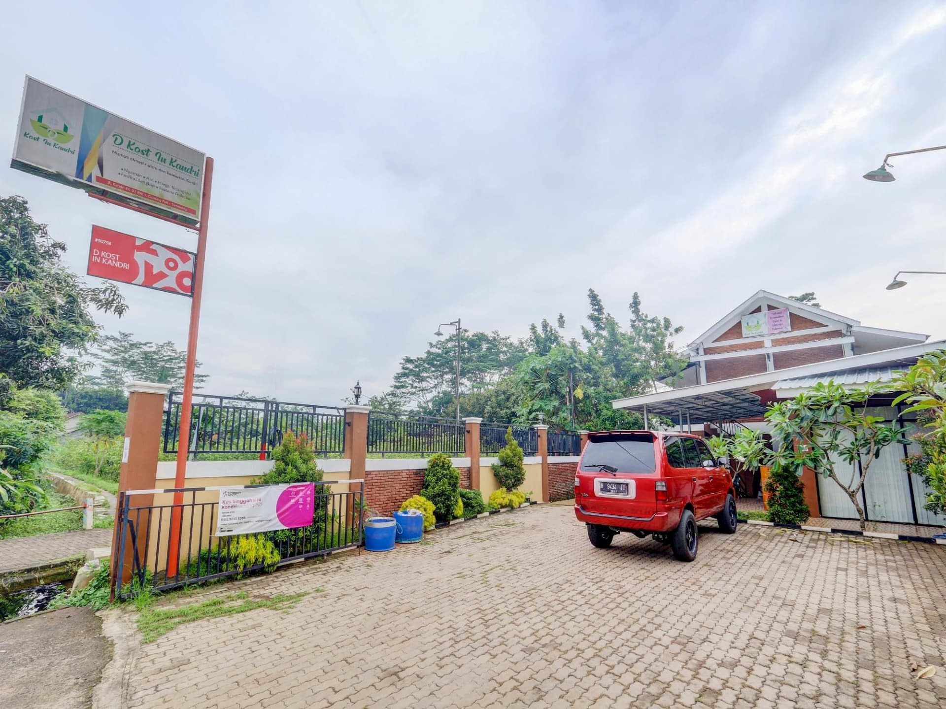 D Kost In Kandri Semarang