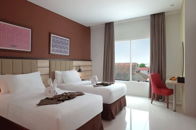 Superior Room, City View