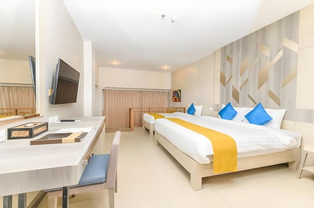 Deluxe Triple Room