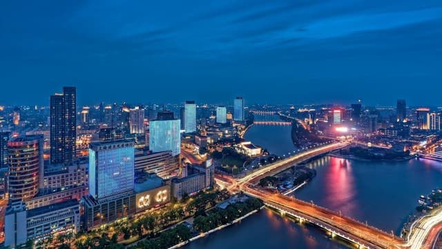 Deluxe River View Room