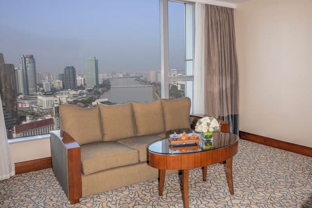 Deluxe River View Room
