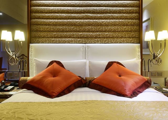 Horizon Club River View Room 1 King