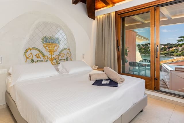 Deluxe Double or Twin Room, Sea View