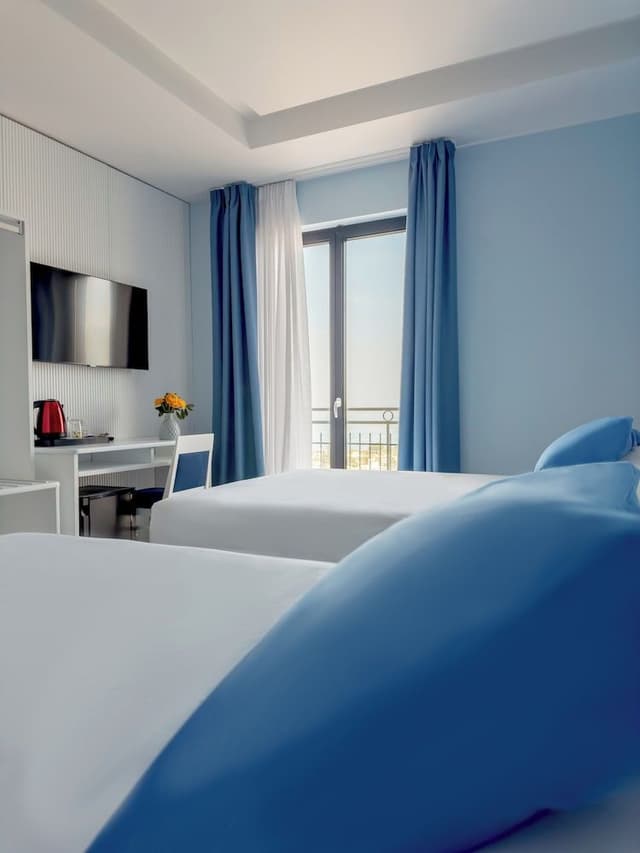 Classic Quadruple Room